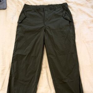 Uniqlo Parachute pants Mens Medium New Never worn 30-33" waste